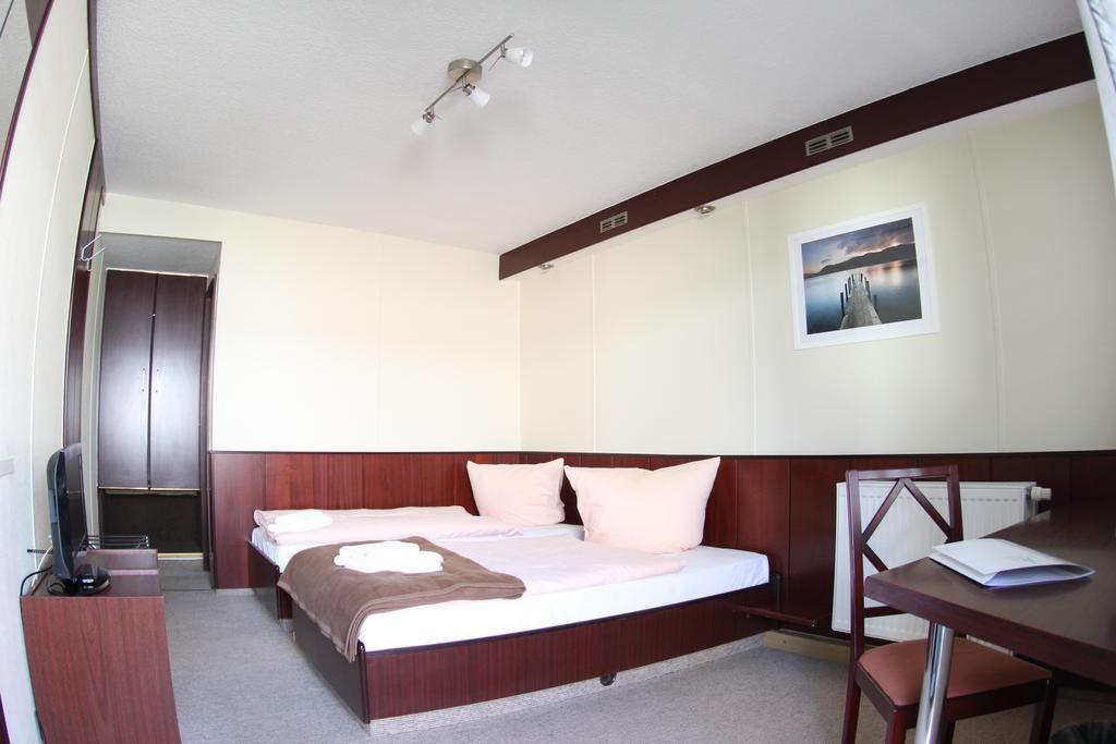 Hotel Dresden Domizil Номер фото